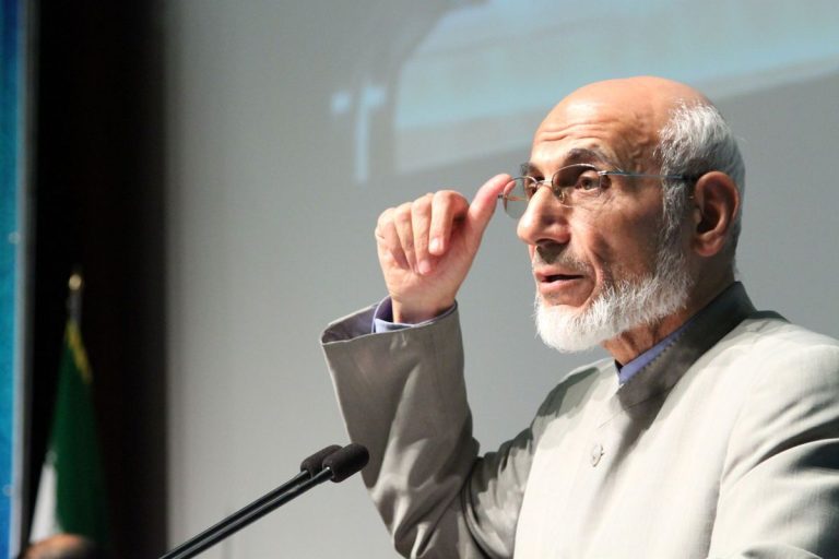 2432568_478-768×512