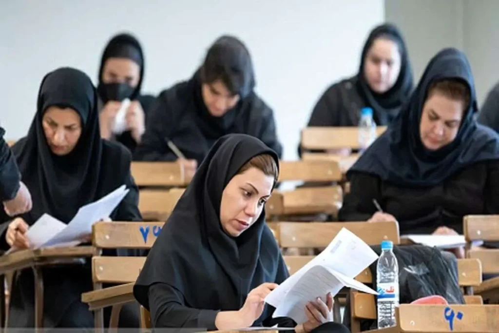 آزموناسخدامی-1024x683.webp